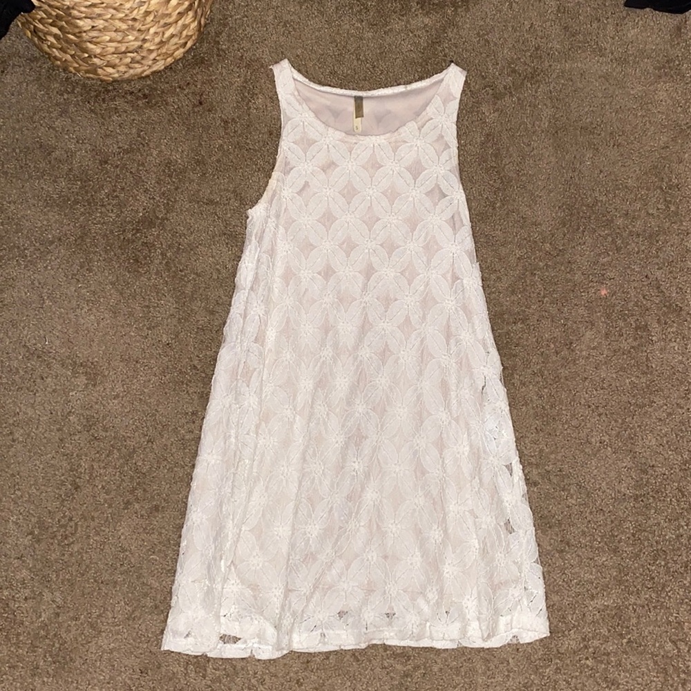 Jesse and J dress size small